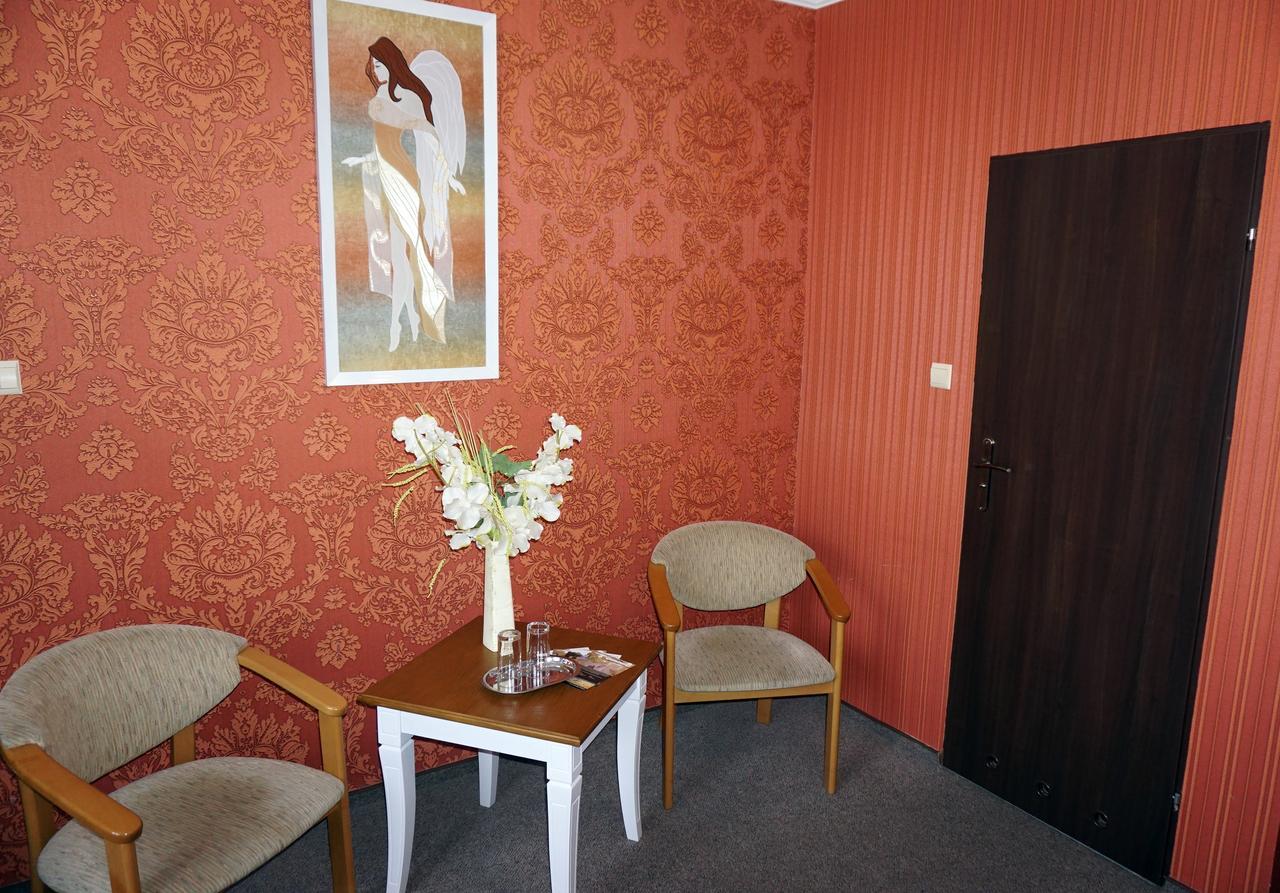 Pod Szczesliwa Gwiazda Hotel Cekanowo ภายนอก รูปภาพ